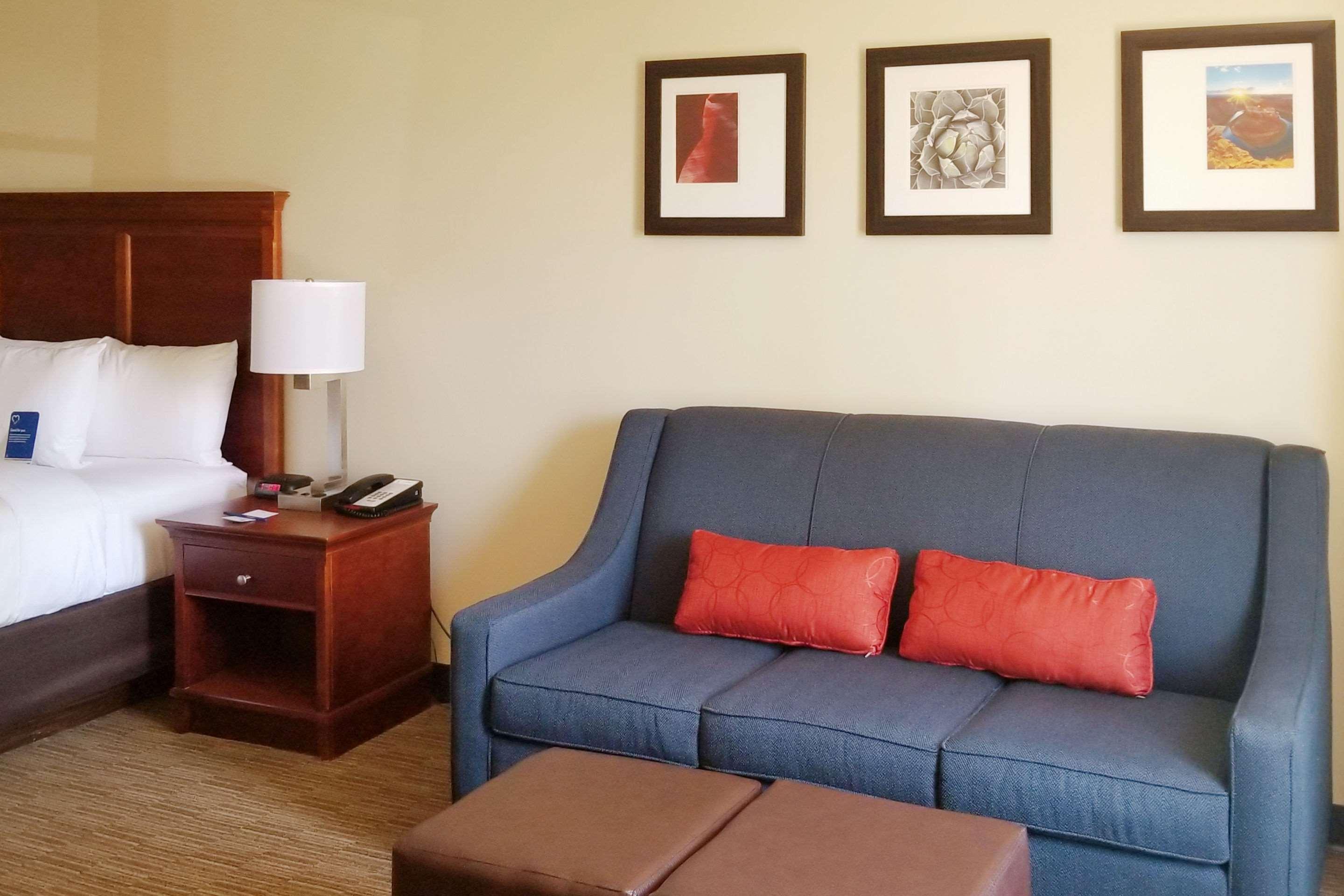 Comfort Inn & Suites Tempe Phoenix Sky Harbor Airport Экстерьер фото
