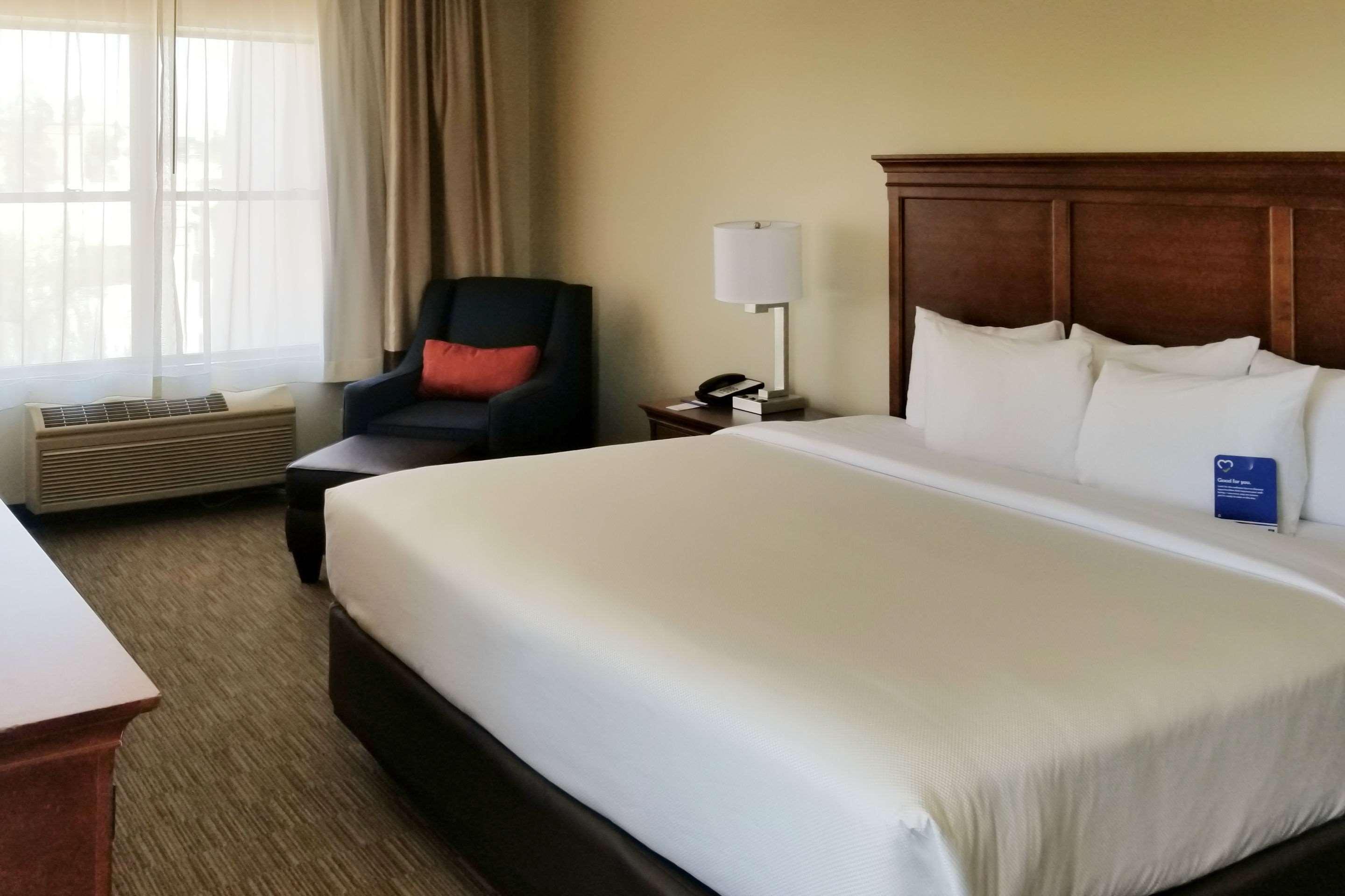 Comfort Inn & Suites Tempe Phoenix Sky Harbor Airport Экстерьер фото