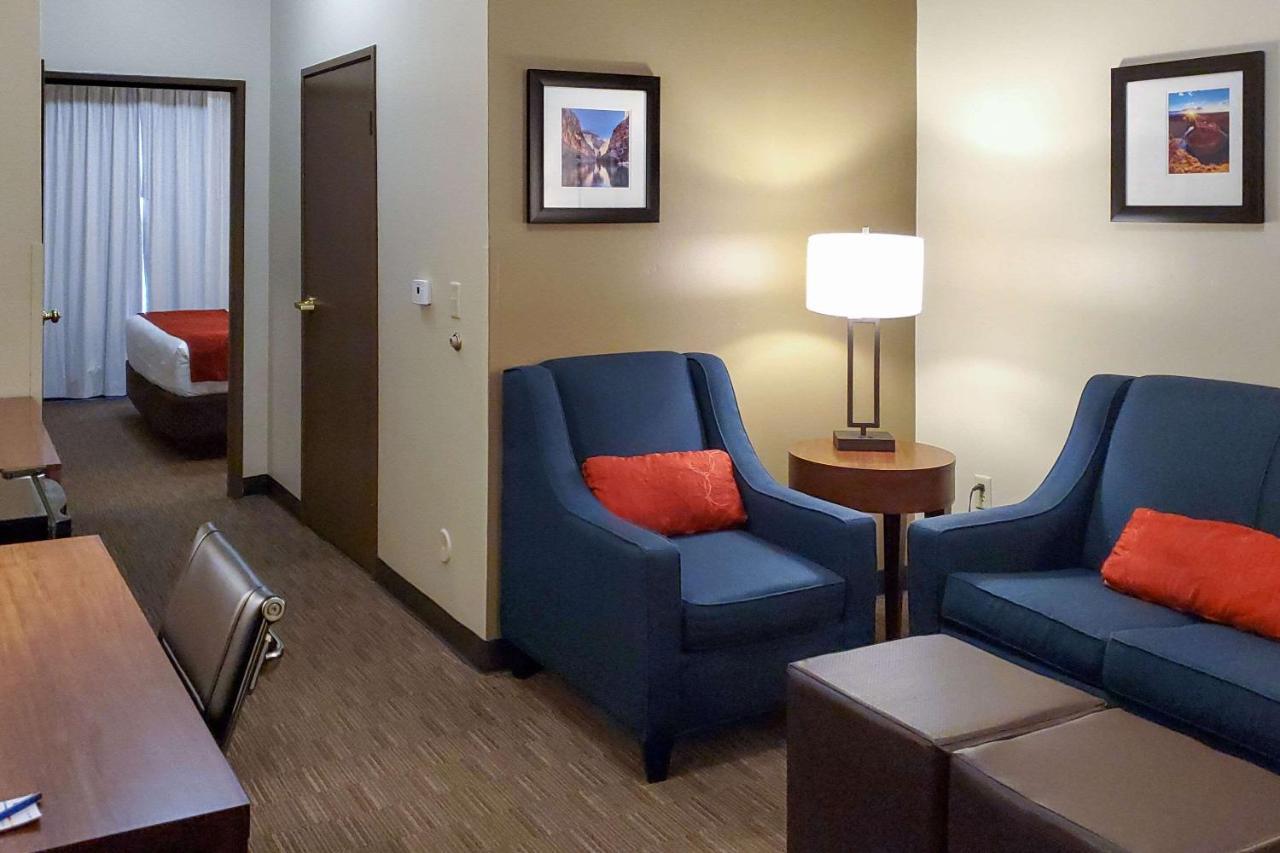 Comfort Inn & Suites Tempe Phoenix Sky Harbor Airport Экстерьер фото