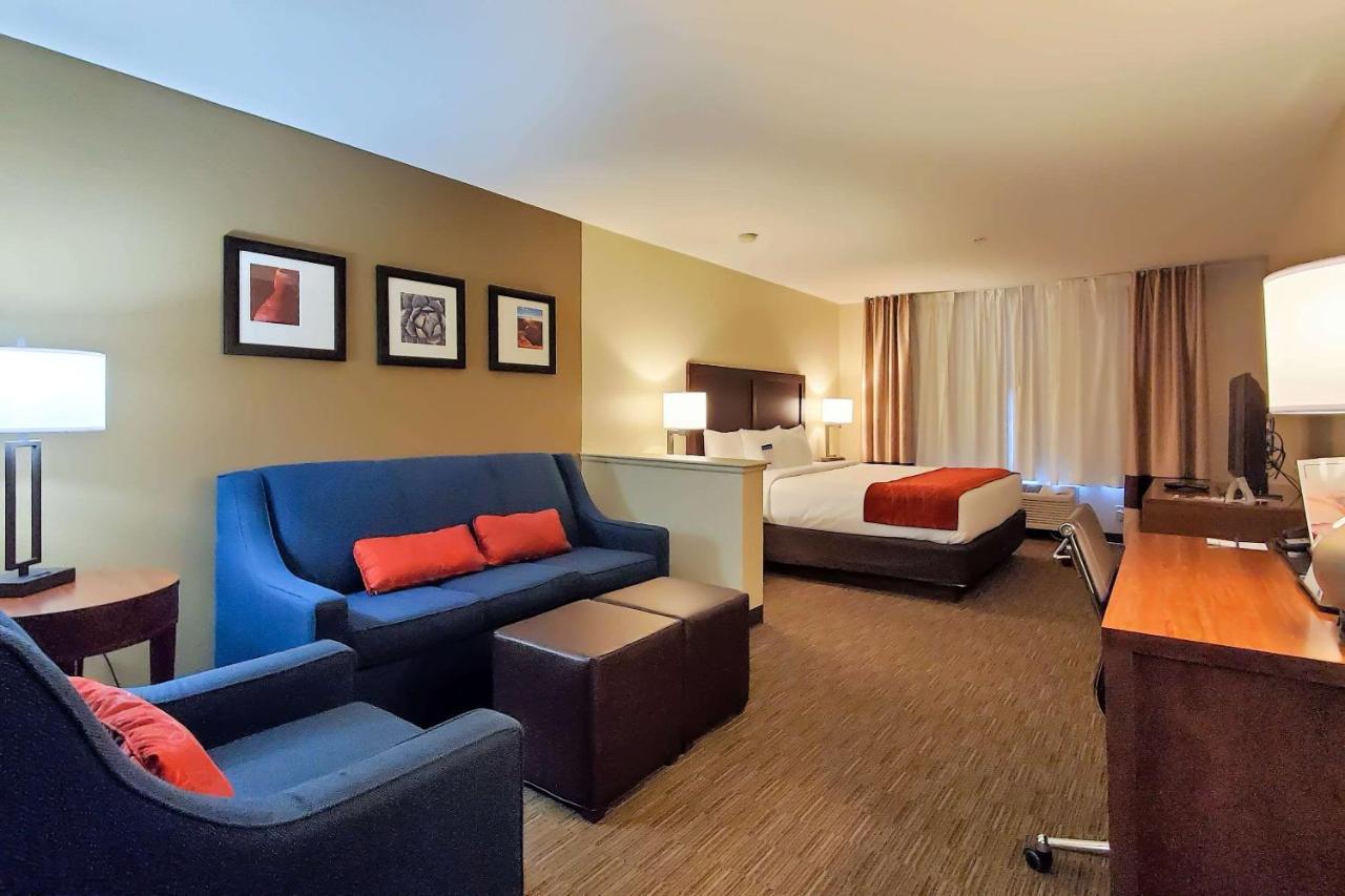 Comfort Inn & Suites Tempe Phoenix Sky Harbor Airport Экстерьер фото