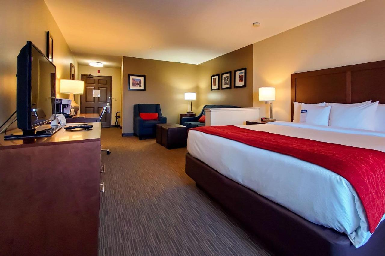 Comfort Inn & Suites Tempe Phoenix Sky Harbor Airport Экстерьер фото
